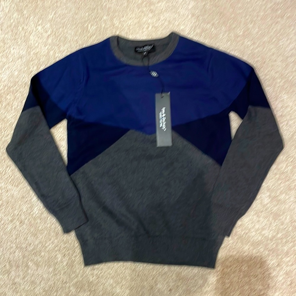Leo & Zachary Navy, Blue & Gray Boys sweater. Brand New w/ tags. Size 8